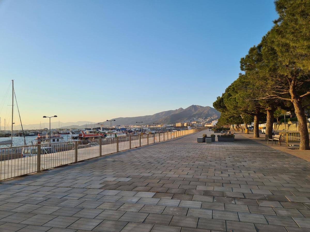 רוזס Acogedor Apartamento Vistas Al Mar מראה חיצוני תמונה